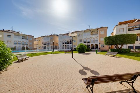 Bungalow i Torrevieja, Alicante, Torrevieja - € 149.900 | Ref: 40088 - foto 24