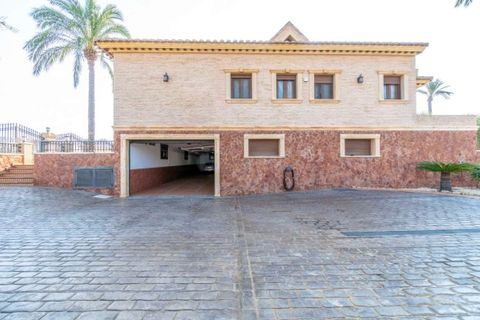 Villa i Molins, Alicante, Molins - € 1.799.990 | Ref: AG19MLSC497883 - foto 35