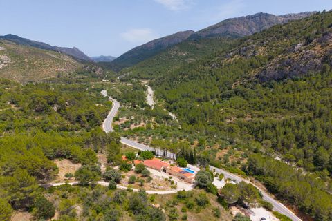 Villa i Castell De Castells, Alicante, Castell De Castells - € 495.000 | Ref: YHS57075G - foto 3