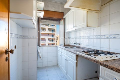 Lejlighed i Amadora, Lisbon, Amadora - € 200.000 | Ref: ZMPT586363 - foto 4