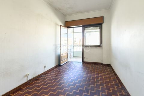 Lejlighed i Amadora, Lisbon, Amadora - € 200.000 | Ref: ZMPT586363 - foto 9