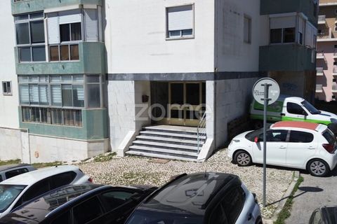 Lejlighed i Amadora, Lisbon, Amadora - € 200.000 | Ref: ZMPT586363 - foto 19