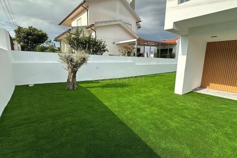 Villa i Queluz, Lisbon, Queluz - € 970.000 | Ref: C0221-03909 - foto 22