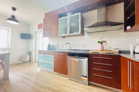 Villa i Loures, Lisbon, Loures - € 670.000 | Ref: C0221-03911 - foto 8