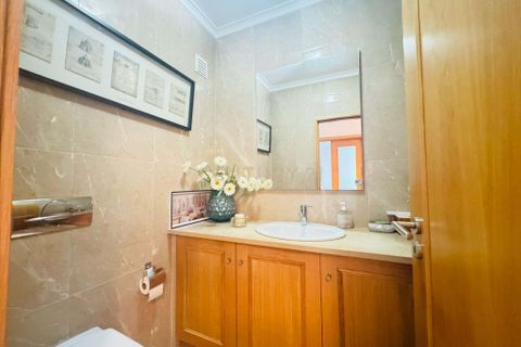 Villa i Loures, Lisbon, Loures - € 670.000 | Ref: C0221-03911 - foto 23