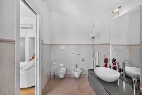 Villa i Legnaro, Padua, Legnaro - € 650.000 | Ref: LEG22 - foto 42