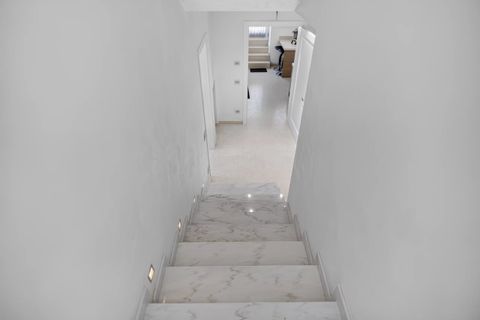 Villa i Legnaro, Padua, Legnaro - € 650.000 | Ref: LEG22 - foto 48