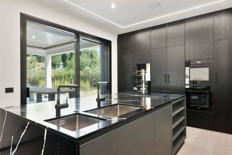 Villa i Pietrasanta, Lucca, Pietrasanta - € 5.500.000 | Ref: CBI129-3100-130647 - foto 8