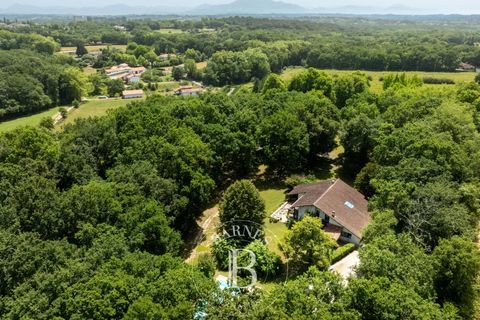 Villa en Arcangues, Pyrenees-Atlantiques, Arcangues - € 3.280.000 | Ref: M1908 - photo 4