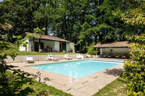 Villa en Arcangues, Pyrenees-Atlantiques, Arcangues - € 3.280.000 | Ref: M1908 - photo 14