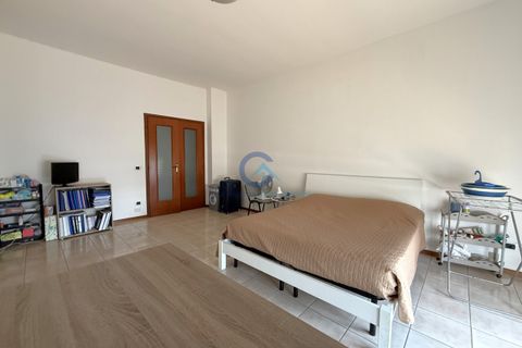 Estudi a Catanzaro, Catanzaro, Catanzaro - € 300/mes | Ref: CZ01-AA1172 - foto 3