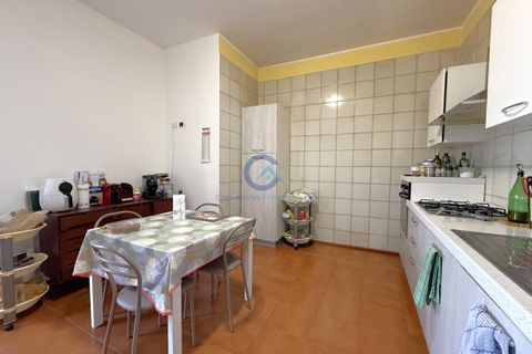 Estudi a Catanzaro, Catanzaro, Catanzaro - € 300/mes | Ref: CZ01-AA1172 - foto 4