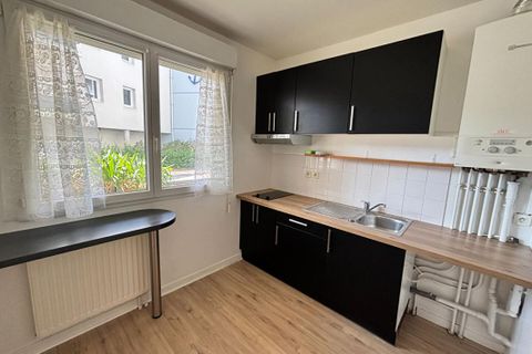 Apartament a Saint-Brieuc, Cotes-d'Armor, Saint-Brieuc - € 595/mes | Ref: 844 - foto 2