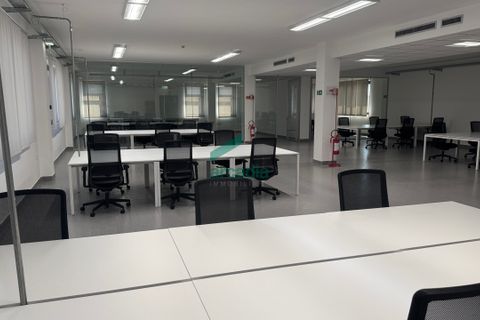 L'establiment comercial a Bari, Bari, Bari - € 280.000 | Ref: 12055/2026 - foto 4