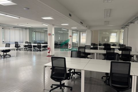 L'establiment comercial a Bari, Bari, Bari - € 280.000 | Ref: 12055/2026 - foto 7
