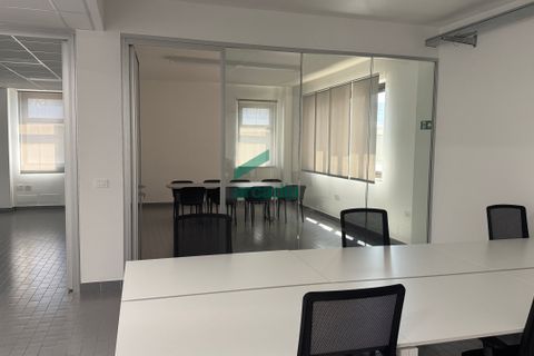 L'establiment comercial a Bari, Bari, Bari - € 280.000 | Ref: 12055/2026 - foto 10