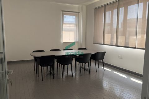L'establiment comercial a Bari, Bari, Bari - € 280.000 | Ref: 12055/2026 - foto 12
