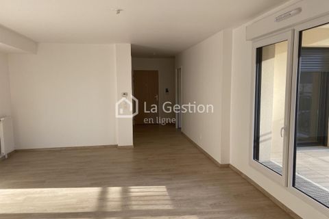 Wohnung in Chartres, Eure-et-Loir, Chartres - € 900/Monat | Ref: 71360 - Foto 2