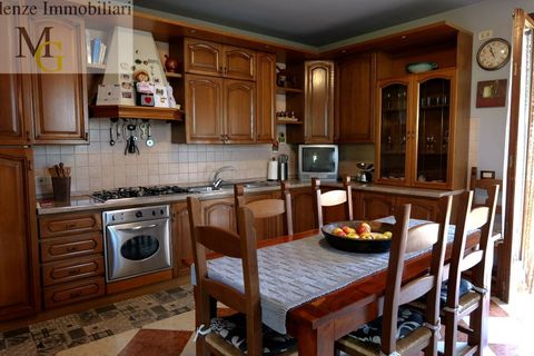 Villa en Lonigo, Vicenza, Lonigo - € 430.000 | Ref: 1029 - photo 9