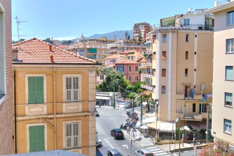 Lejlighed i Sanremo, Imperia, Sanremo - € 300.000 | Ref: 001-Q-80 - foto 11