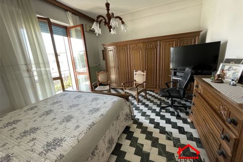 Villa i Carrara, Massa and Carrara, Carrara - € 298.000 | Ref: ZSH-514 - foto 8