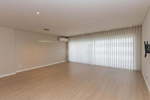 Apartament a Oliveira do Douro, Porto, Oliveira do Douro - € 2.350/mes | Ref: 132/26 - foto 3