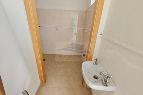 Erhvervsejendom i Amadora, Lisbon, Amadora - € 190.000 | Ref: AP9802 - foto 11