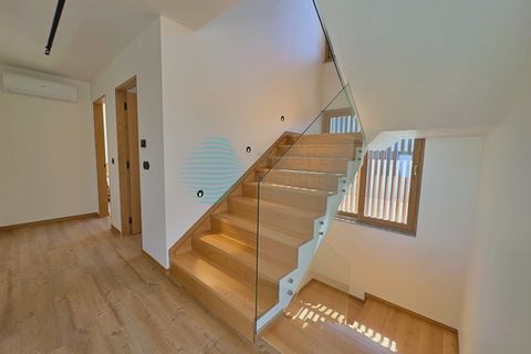 Villa i Matacaes, Lisbon, Matacaes - € 765.000 | Ref: 3392-V4NUM - foto 4