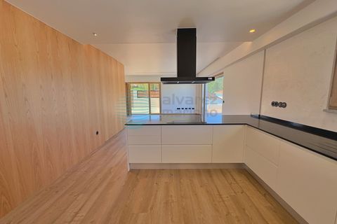 Villa i Matacaes, Lisbon, Matacaes - € 765.000 | Ref: 3392-V4NUM - foto 6