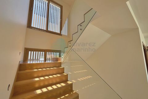 Villa i Matacaes, Lisbon, Matacaes - € 765.000 | Ref: 3392-V4NUM - foto 11