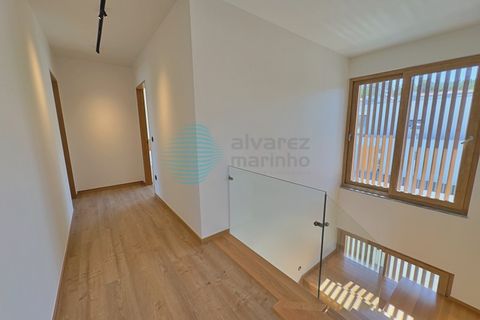 Villa i Matacaes, Lisbon, Matacaes - € 765.000 | Ref: 3392-V4NUM - foto 13