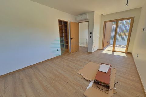 Villa i Matacaes, Lisbon, Matacaes - € 765.000 | Ref: 3392-V4NUM - foto 15