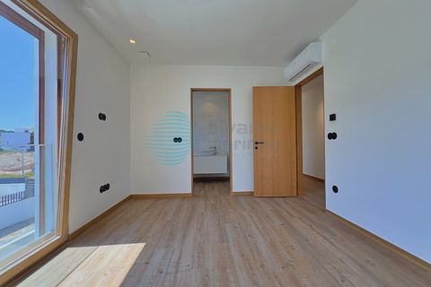 Villa i Matacaes, Lisbon, Matacaes - € 765.000 | Ref: 3392-V4NUM - foto 25