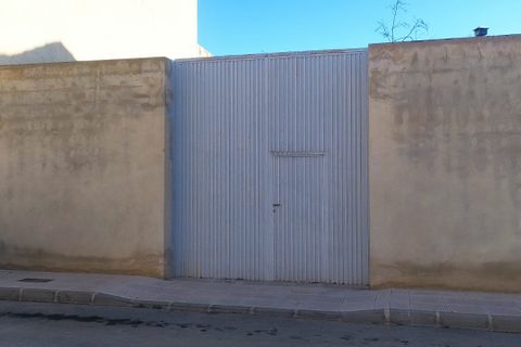 Garage i Pinoso, Alicante, Pinoso - € 45.000 | Ref: V004-24 - foto 1