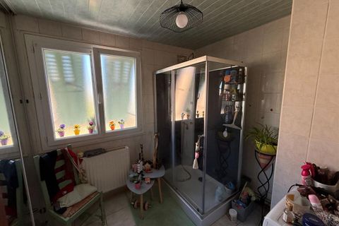 Villa a Yzeure, Allier, Yzeure - € 108.000 | Ref: 444019LHS - foto 10