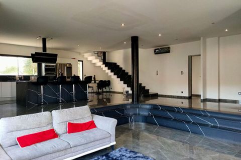 Villa a Sainte-Eulalie, Gironde, Sainte-Eulalie - € 685.000 | Ref: 437411NAD - foto 3