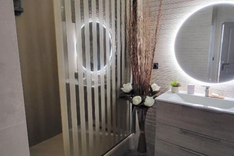 Leilighet i Saint-Quentin, Aisne, Saint-Quentin - € 291 000 | Ref: 455344FAN - foto 11