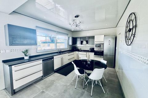 Villa em Cholet, Maine-et-Loire, Cholet - € 360.000 | Ref: 454487RASA - foto 2