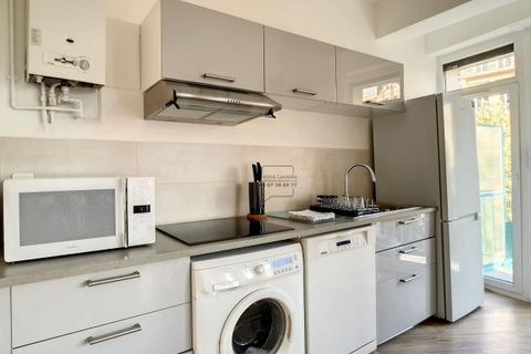 Apartament a Marseille, Bouches-du-Rhone, Marseille - € 1.645/mes | Ref: 447015LAV - foto 4