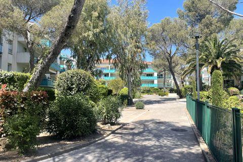 Apartamento en Saint-Raphael, Var, Saint-Raphael - € 355.000 | Ref: 447635CHGA - photo 1