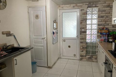 Villa i Montfavet, Vaucluse, Montfavet - € 183.000 | Ref: 436752TSY - foto 11