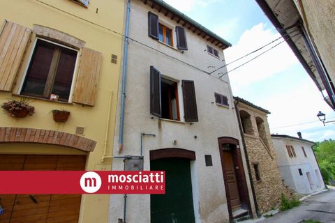 Villa em Matelica, Macerata, Matelica - € 45.000 | Ref: 1373 - foto 2