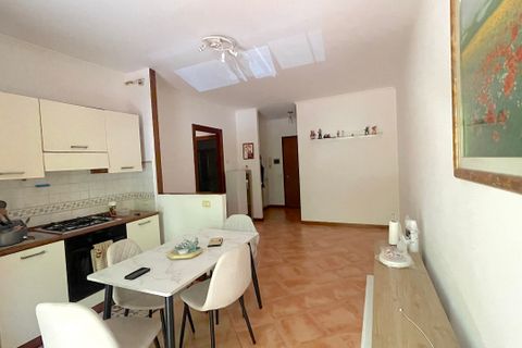 Apartament a Rome, Rome, Rome - € 870/mes | Ref: A0760 - foto 7