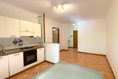 Apartament a Rome, Rome, Rome - € 870/mes | Ref: A0760 - foto 8