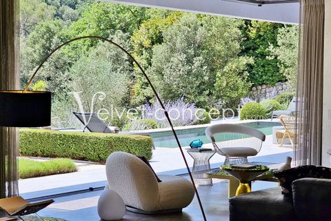 Villa i Valbonne, Alpes-Maritimes, Valbonne - € 2.690.000 | Ref: 3074-VLV - foto 2