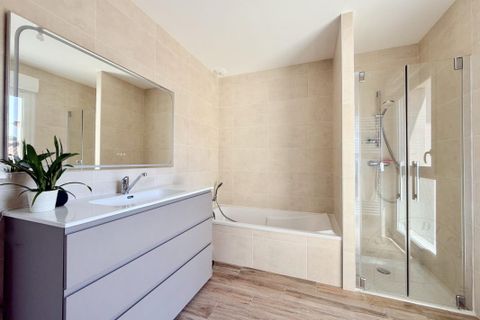 Villa a Chaponost, Rhone, Chaponost - € 720.000 | Ref: getkey_u_537281024 - foto 5
