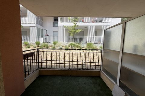 Lejlighed i La Trinite, Alpes-Maritimes, La Trinite - € 165.000 | Ref: getkey_u_537851870 - foto 7