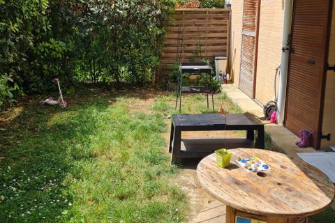 Lejlighed i Cergy, Val-d'Oise, Cergy - € 219.000 | Ref: getkey_u_509265215 - foto 3