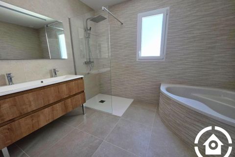Villa a Chateaubernard, Charente, Chateaubernard - € 289.900 | Ref: getkey_u_537316577 - foto 6