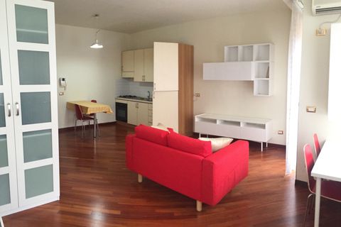 Apartament a Pisa, Pisa, Pisa - € 600/mes | Ref: a15671 - foto 5